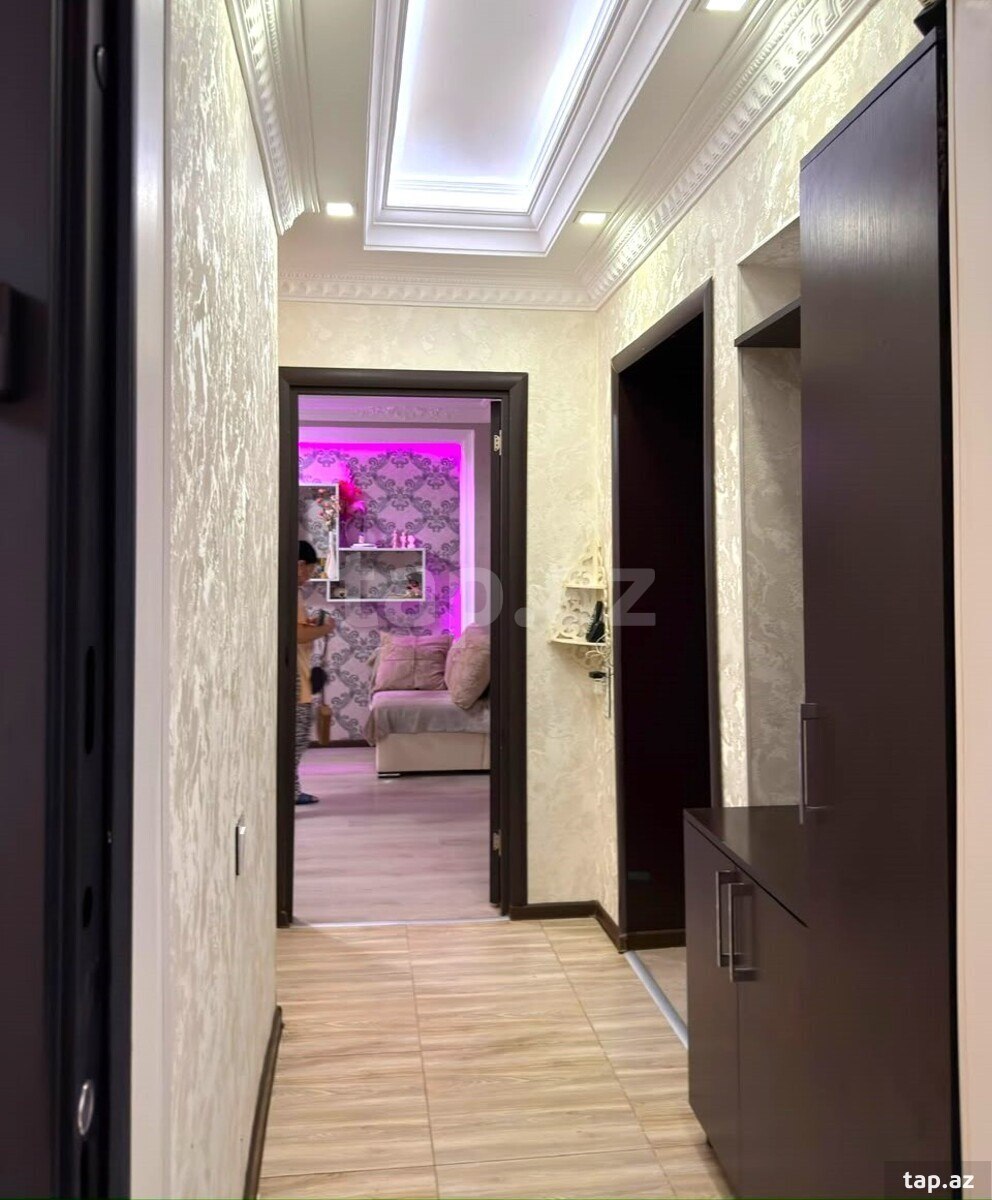 3-otaqlı mənzil, Neftçilər m., 70 m²