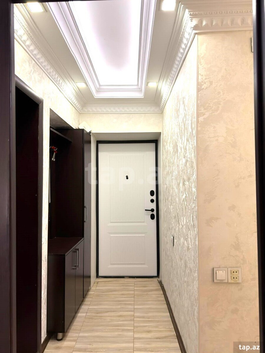 3-otaqlı mənzil, Neftçilər m., 70 m²