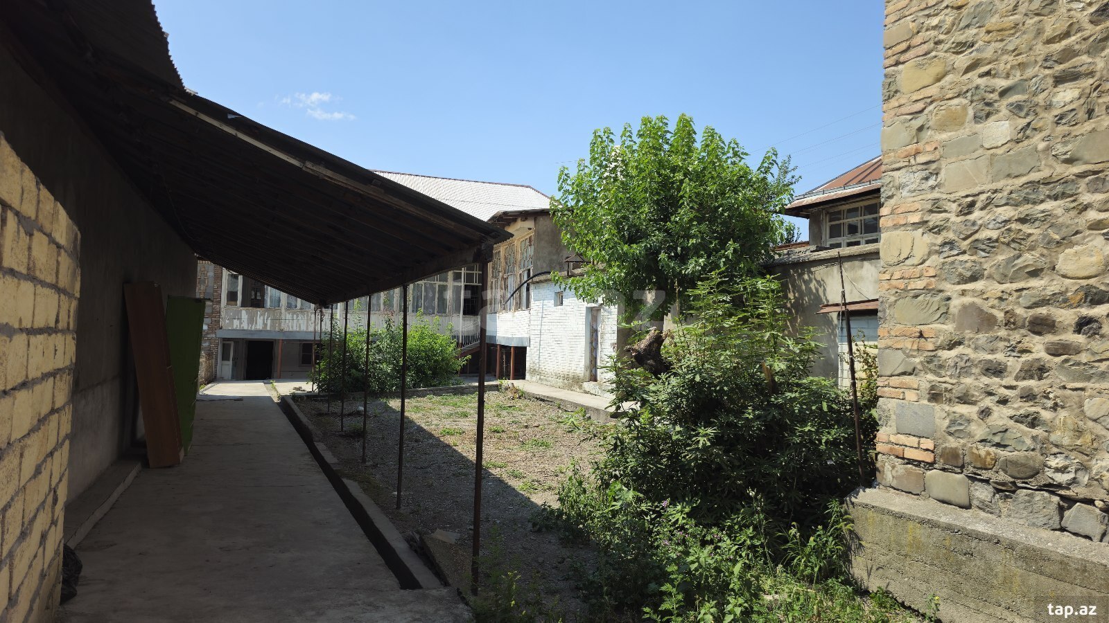 Həyət evi, Şəki ş.