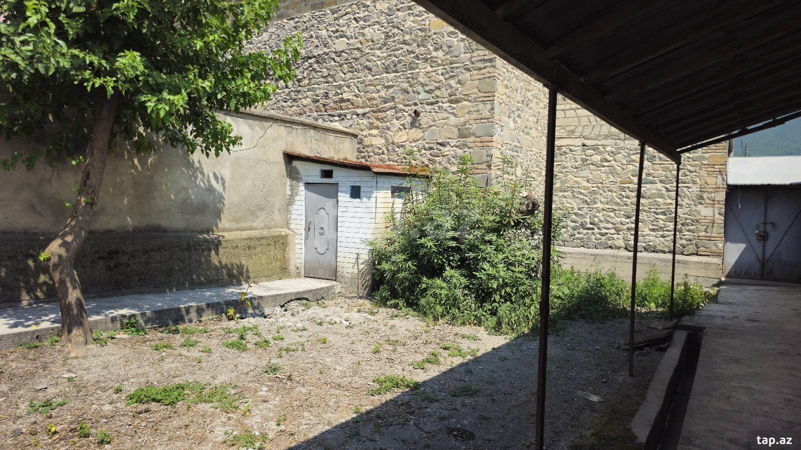 Həyət evi, Şəki ş.