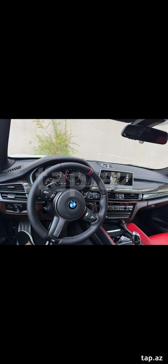 BMW M sükanı