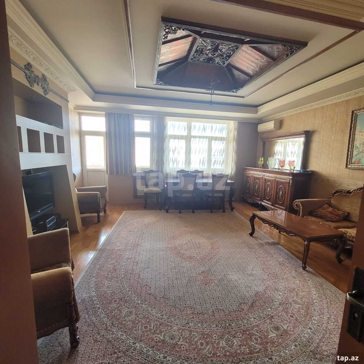 2-otaqlı yeni tikili, İnşaatçılar m., 92 m²