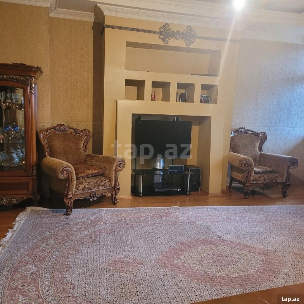 2-otaqlı yeni tikili, İnşaatçılar m., 92 m²