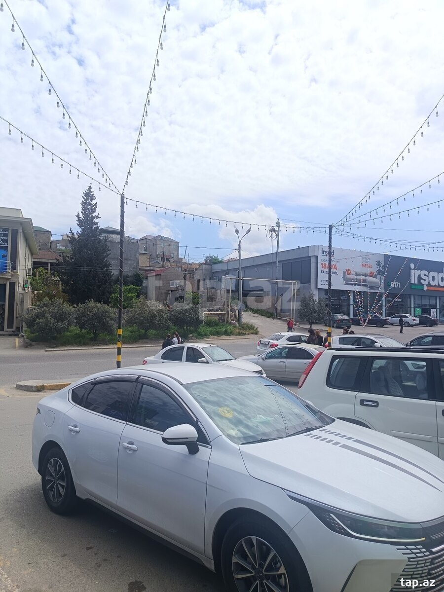 Həyət evi, Rza Talıbov küç.Ev 81a