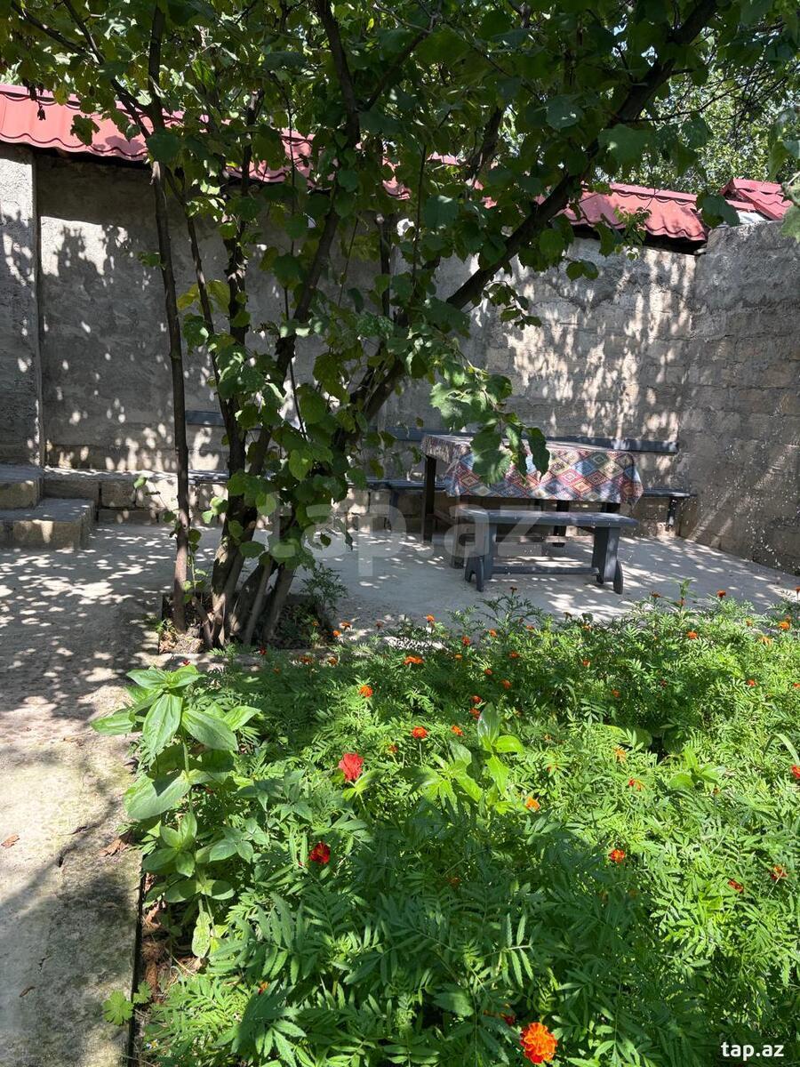2-otaqlı yeni tikili kirayə verilir, Quba r., 50 m²