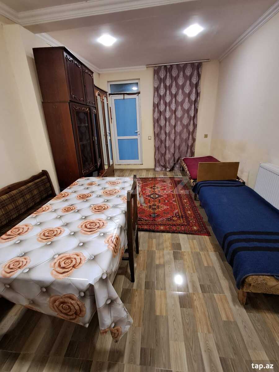 Həyət evi kirayə verilir, Səbail r.
