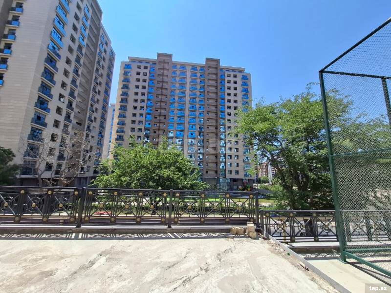3-otaqlı yeni tikili, 28 May m., 120 m²