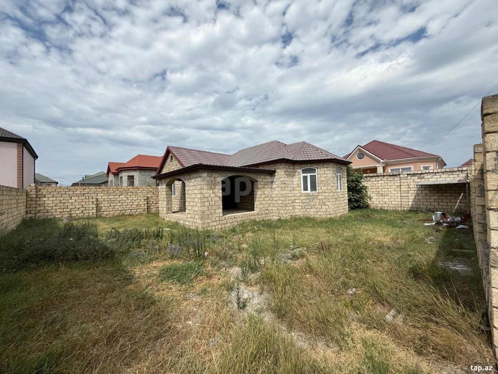 Həyət evi, Adil İsgəndərov küç.