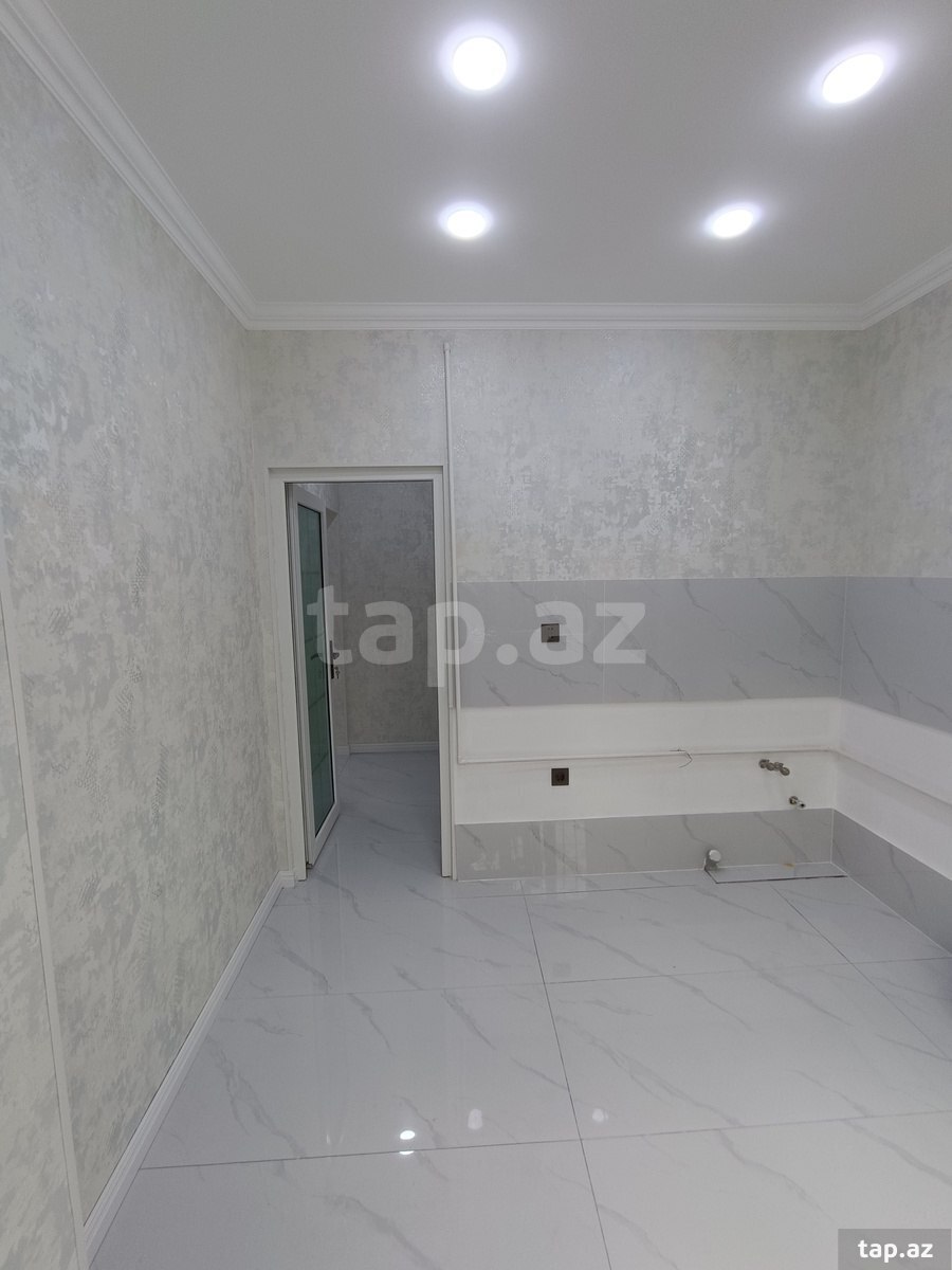 4-otaqlı mənzil, Gəncə ş., 70 m²