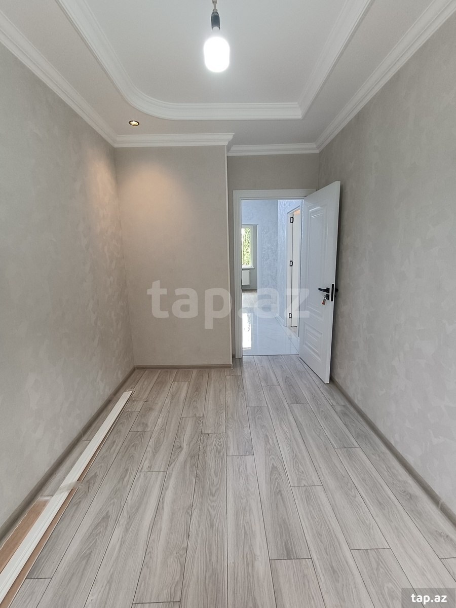 4-otaqlı mənzil, Gəncə ş., 70 m²