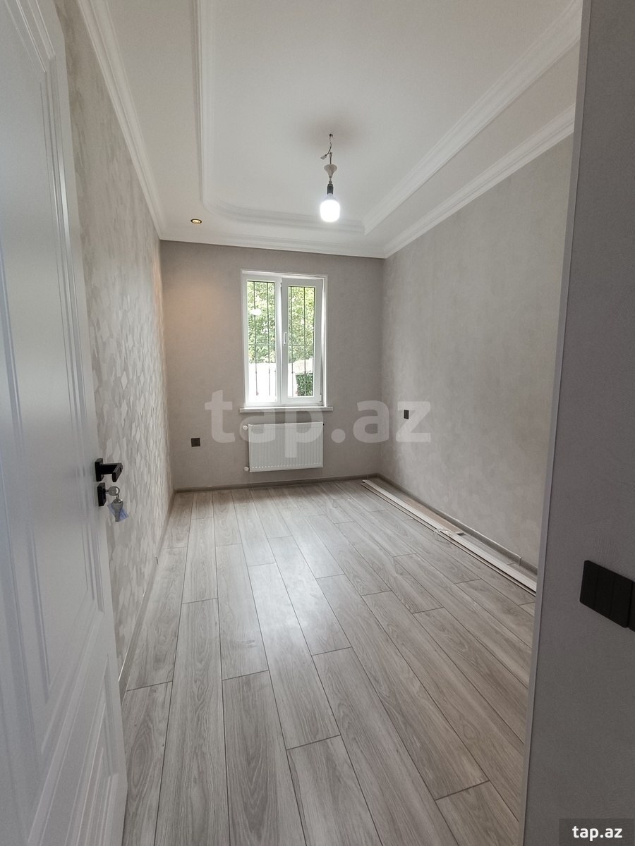 4-otaqlı mənzil, Gəncə ş., 70 m²