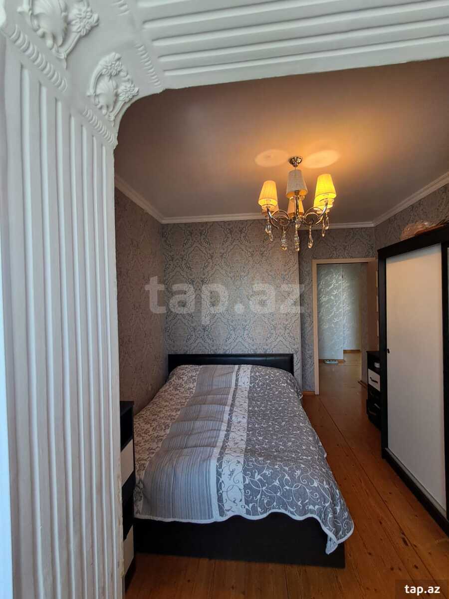 3-otaqlı mənzil, 8 Noyabr pr., 80 m²