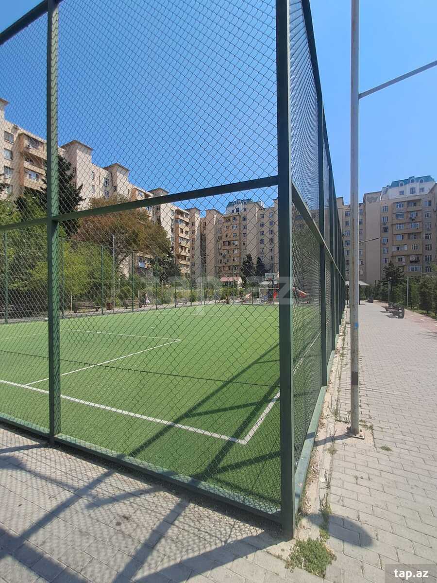 3-otaqlı mənzil, 8 Noyabr pr., 80 m²