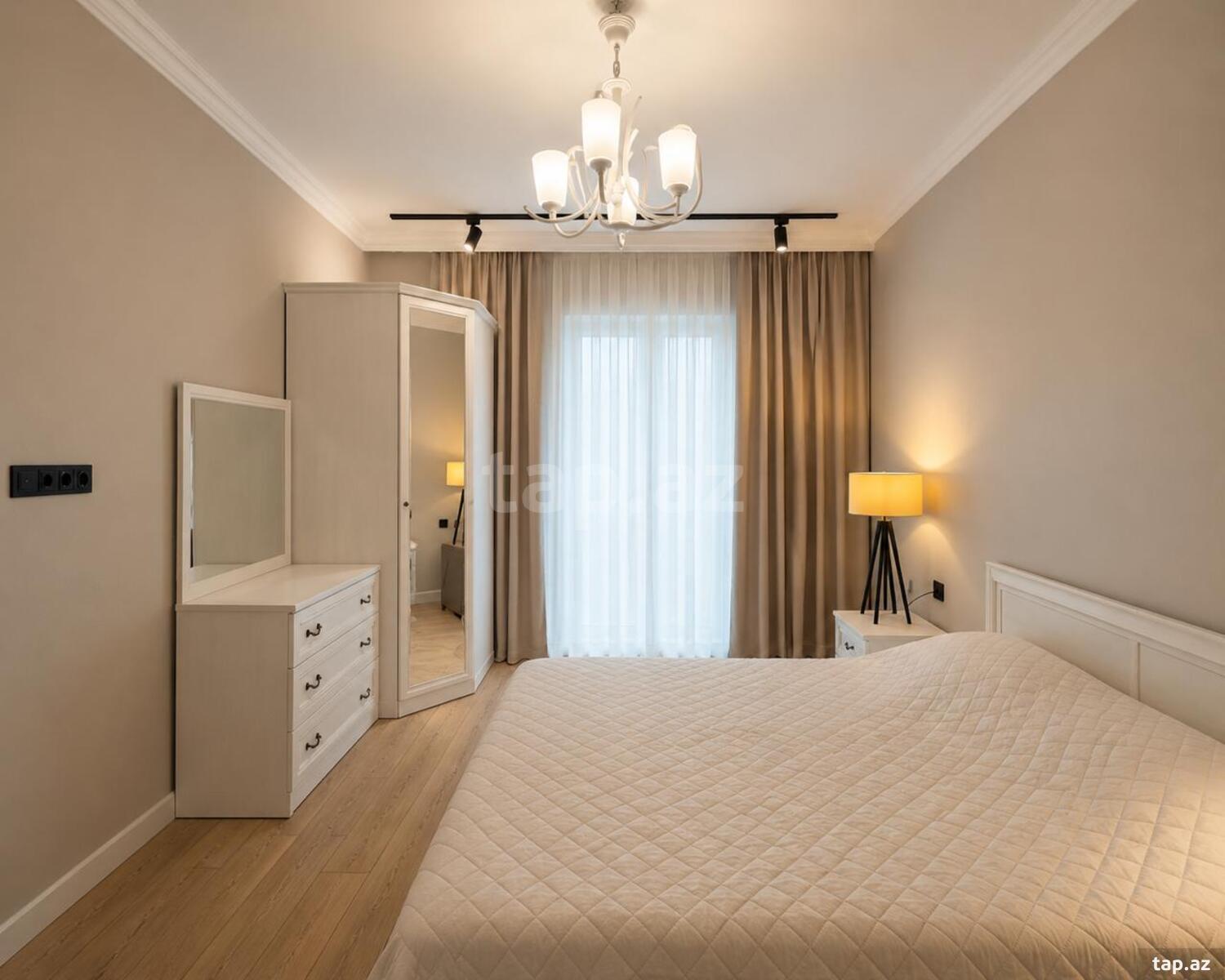 3-otaqlı yeni tikili, Həmdəm Ağayev küç., 122 m²
