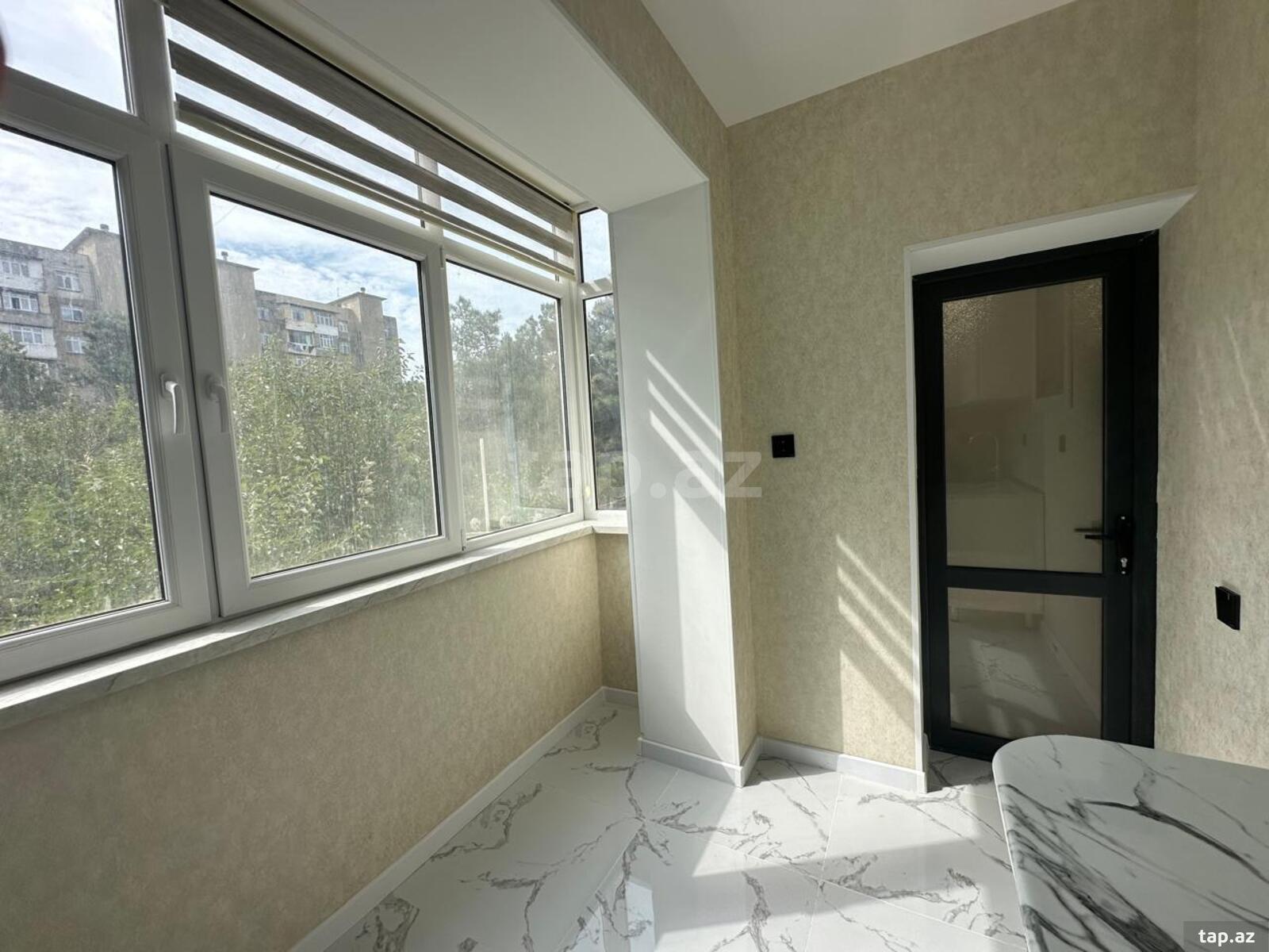 3-otaqlı mənzil, Məzahir Rüstəmov küç., 65 m²
