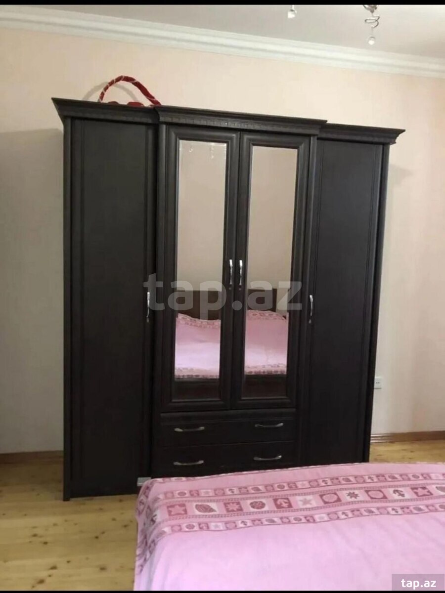 Bağ evi kirayə verilir, Novxanı qəs.