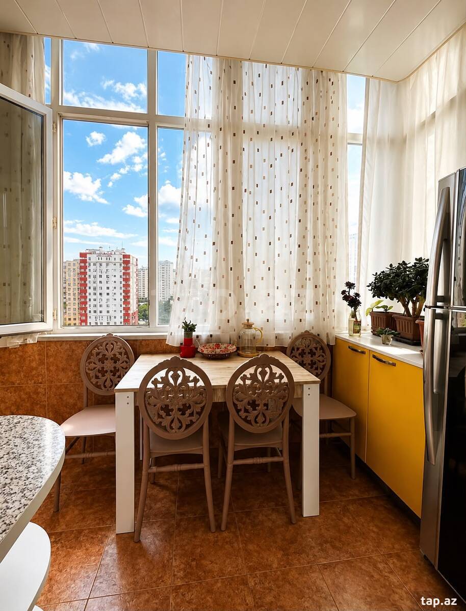 3-otaqlı yeni tikili, Qurban Xəlilov küç., 107 m²