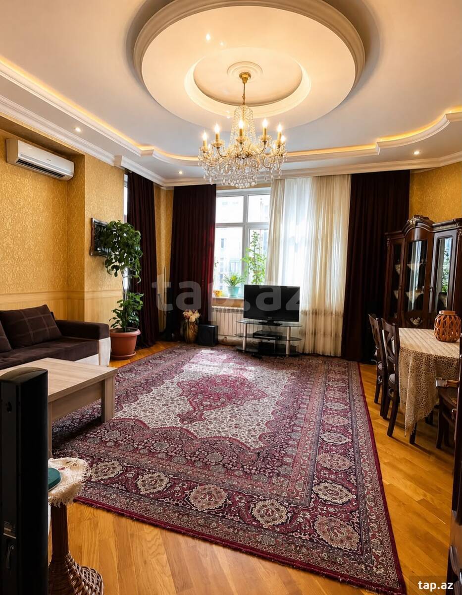 3-otaqlı yeni tikili, Qurban Xəlilov küç., 107 m²