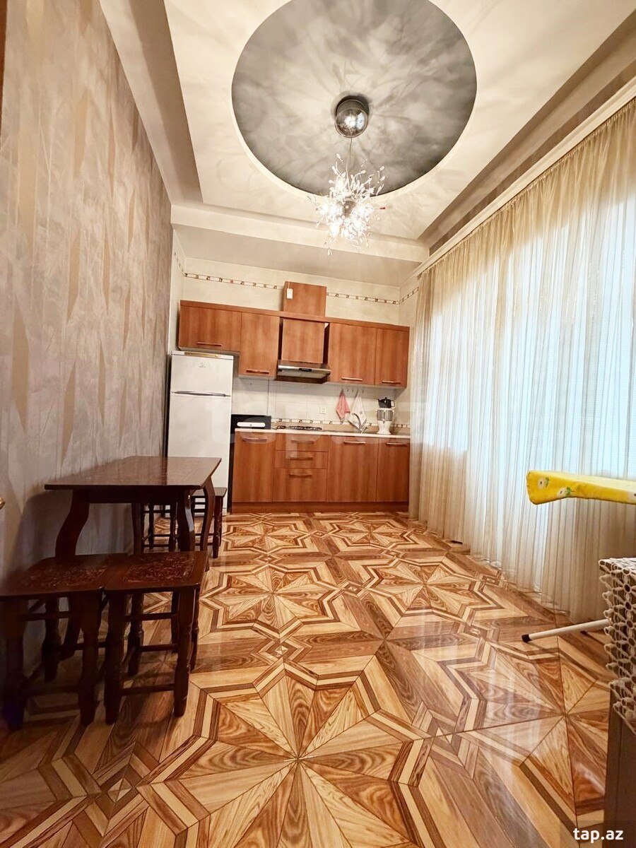 Villa, Badamdar qəs.