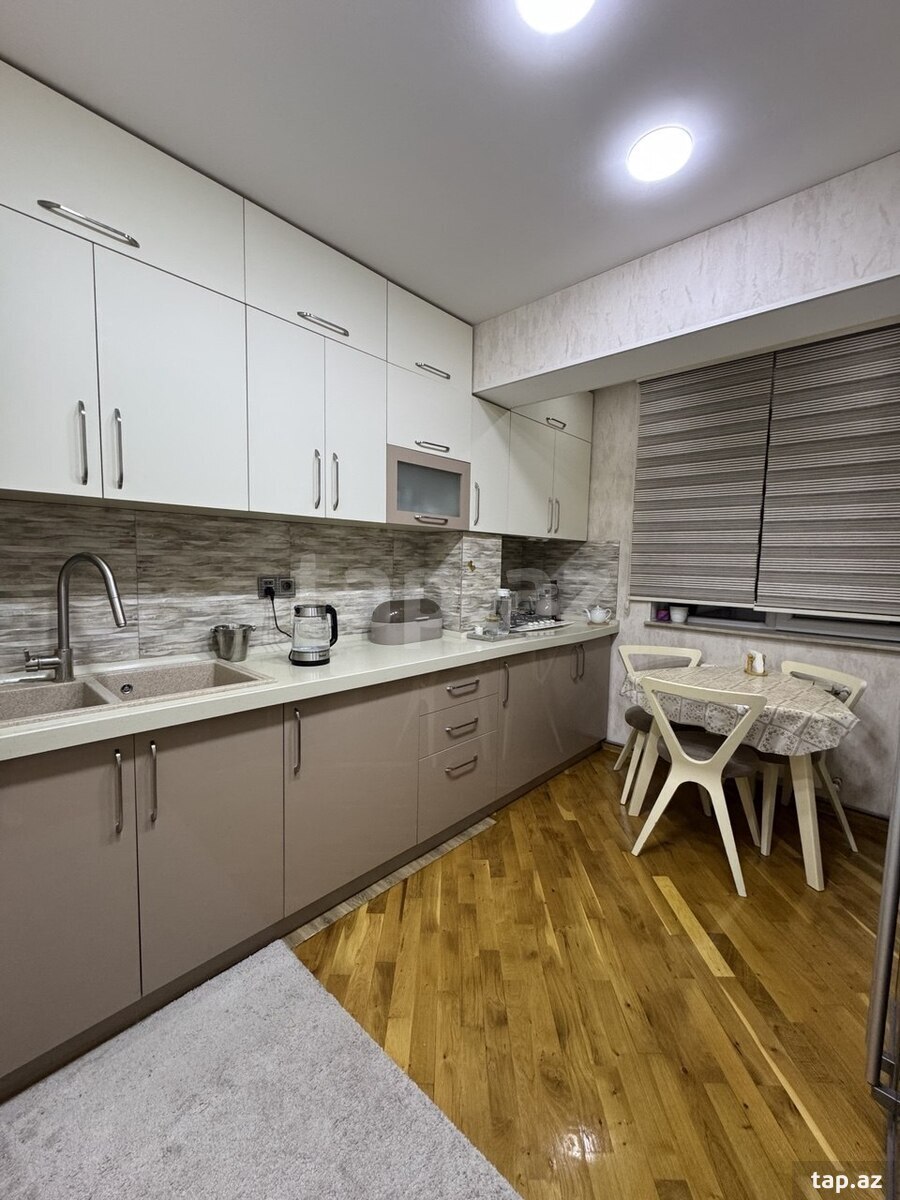 3-otaqlı mənzil, Azadlıq m., 100 m²