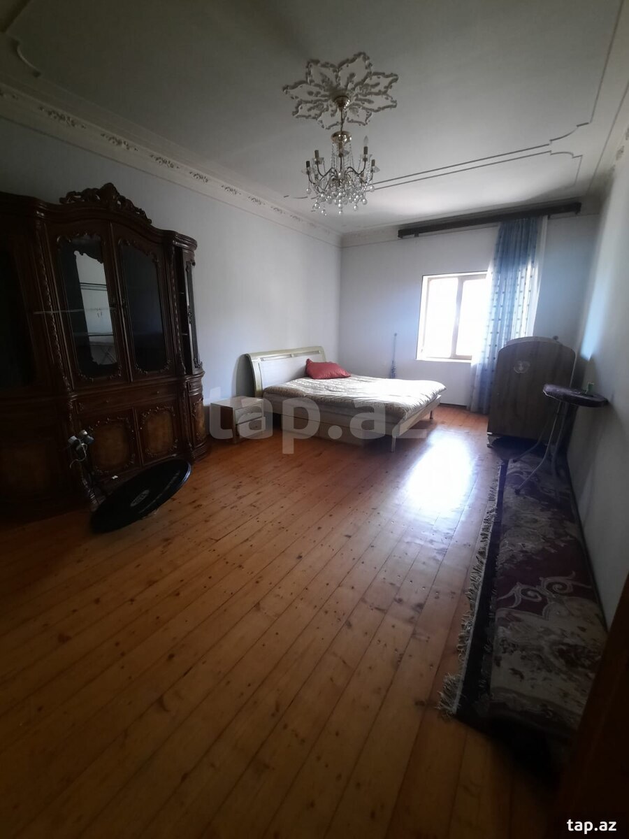 Villa, Astara r.
