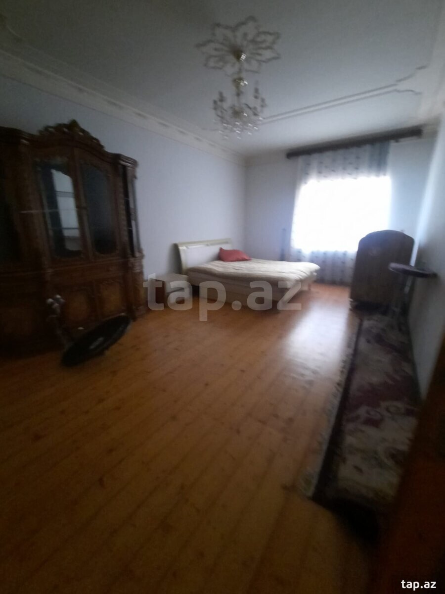 Villa, Astara r.