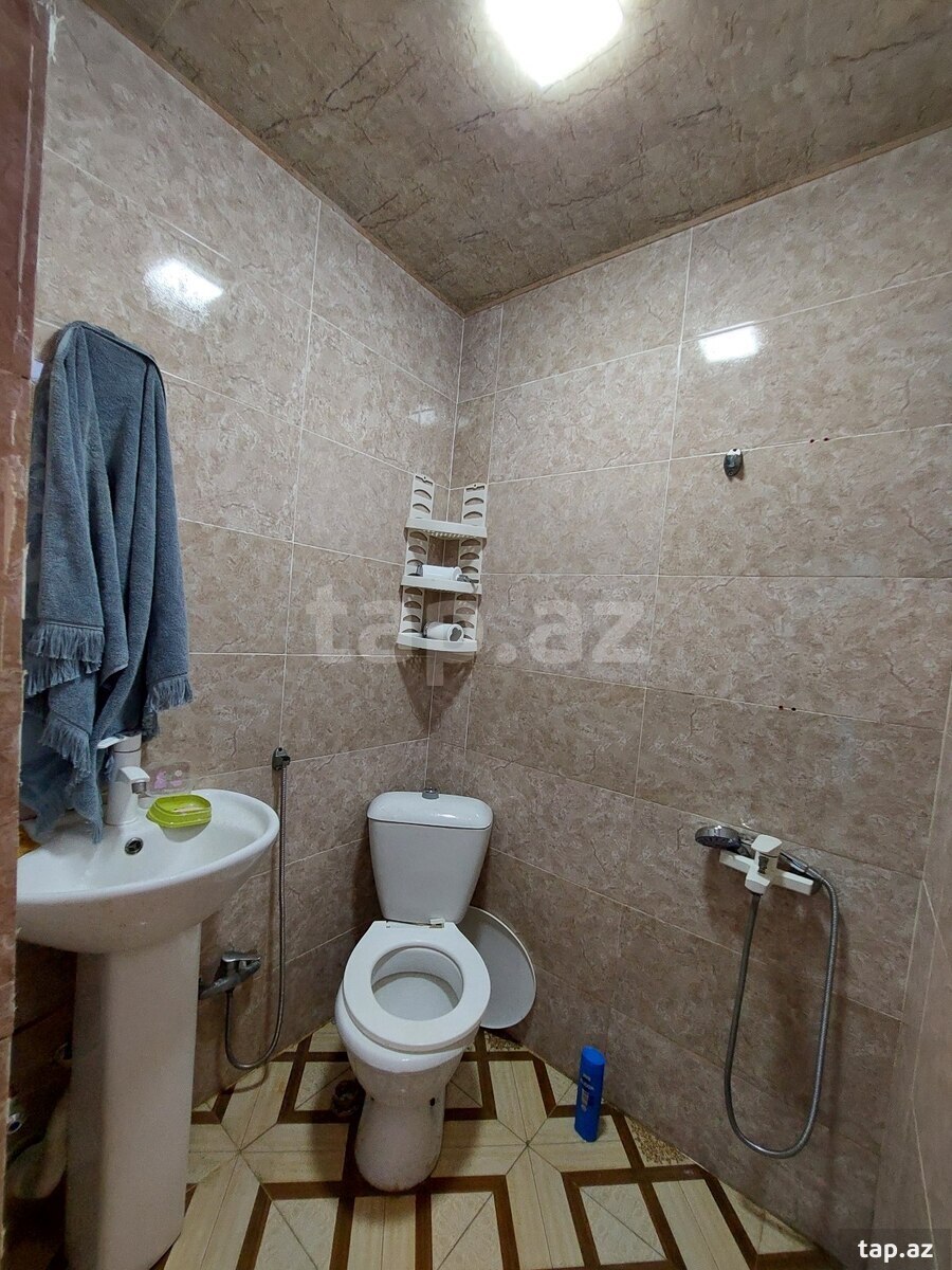 Həyət evi, Binə qəs.