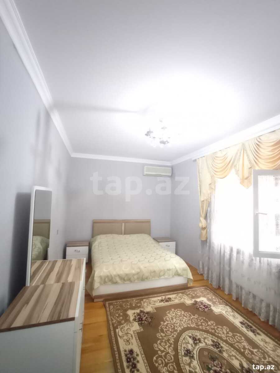 Həyət evi, Saray qəs.