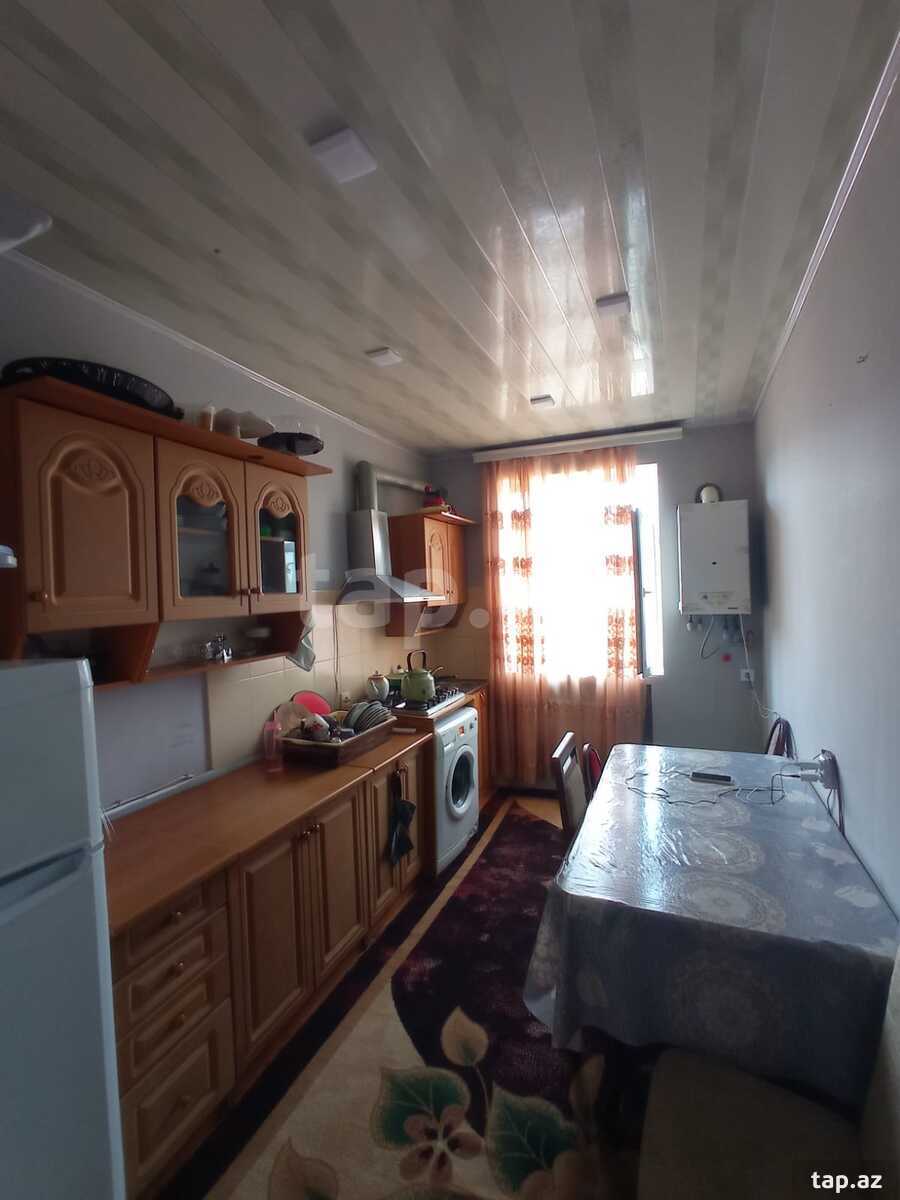 Həyət evi, Saray qəs.