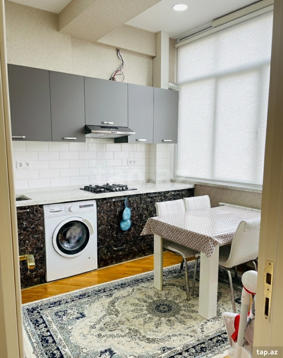 2-otaqlı yeni tikili, Mir Cəlal küç., 72 m²