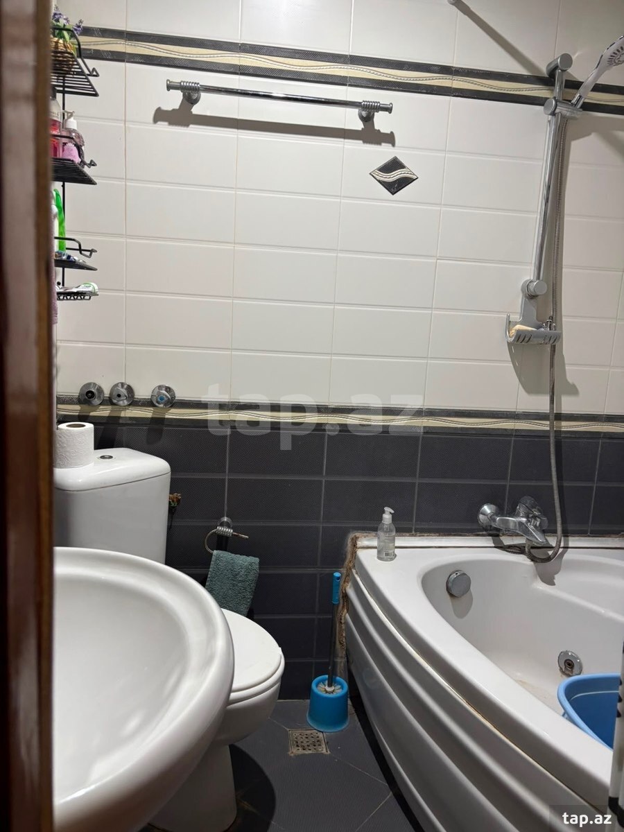3-otaqlı mənzil, Yasamal r., 70 m²