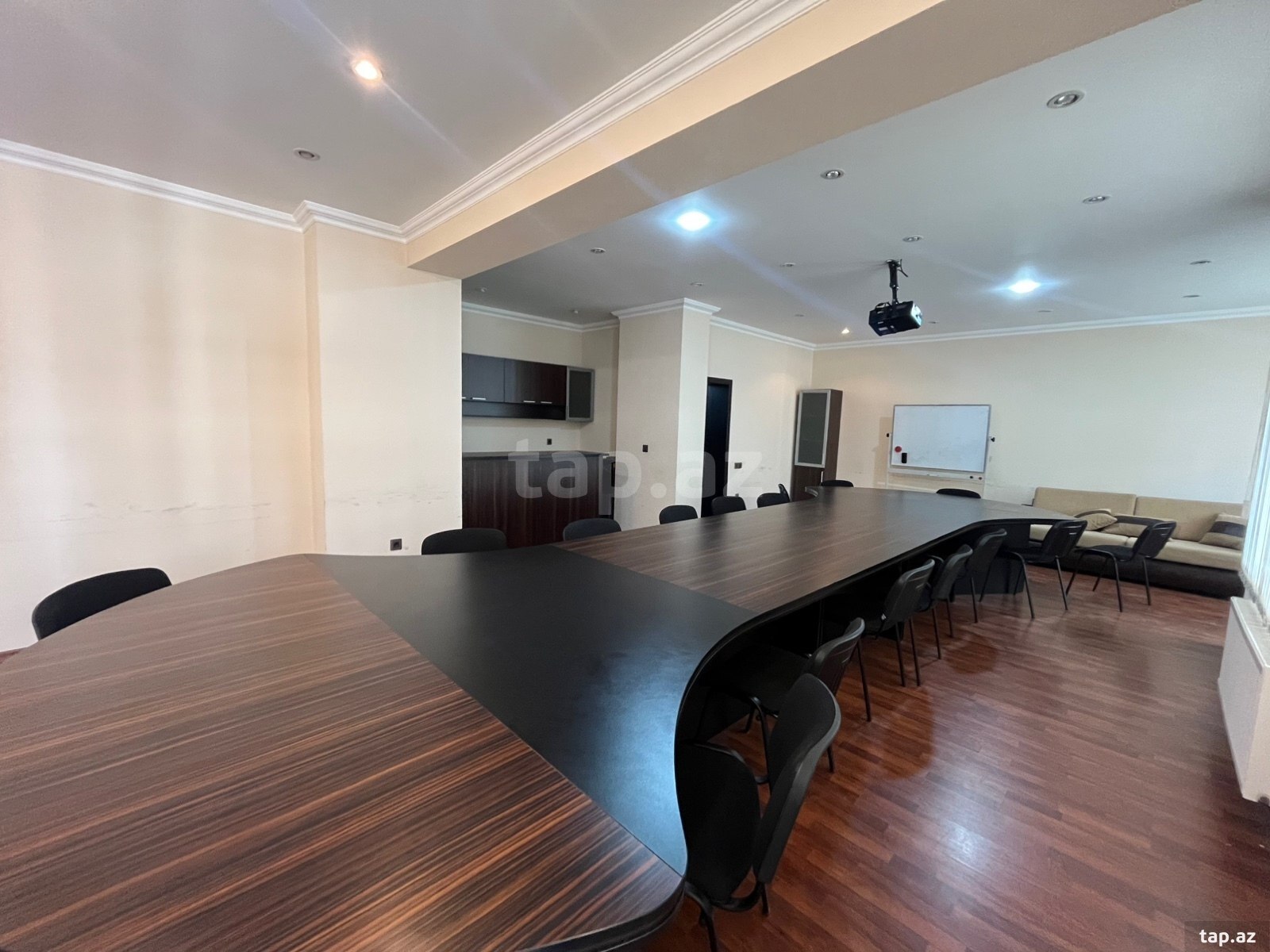 3-otaqlı yeni tikili, Xətai m., 120 m²