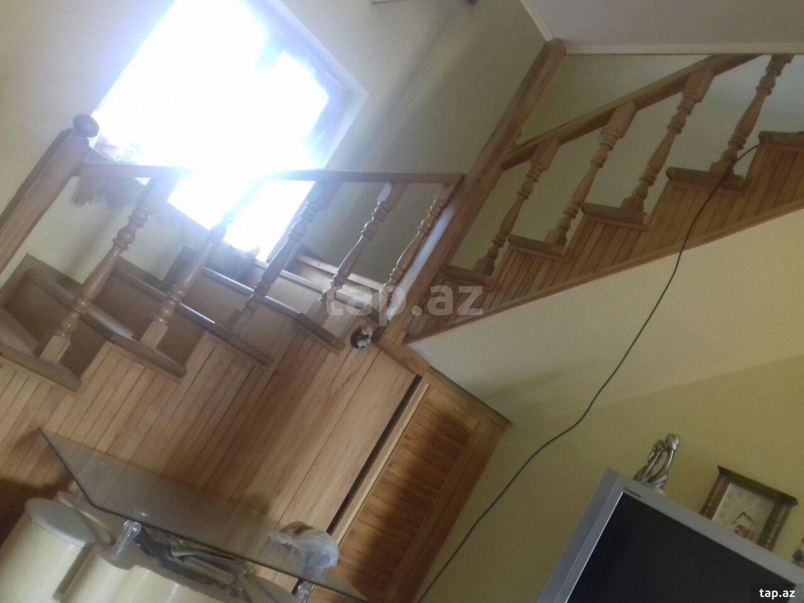 Həyət evi, Almaz İldırım küç. 4