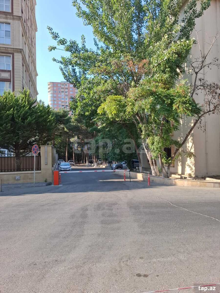 2-otaqlı mənzil kirayə verilir, C.Hacıbəyli küç., 60 m²
