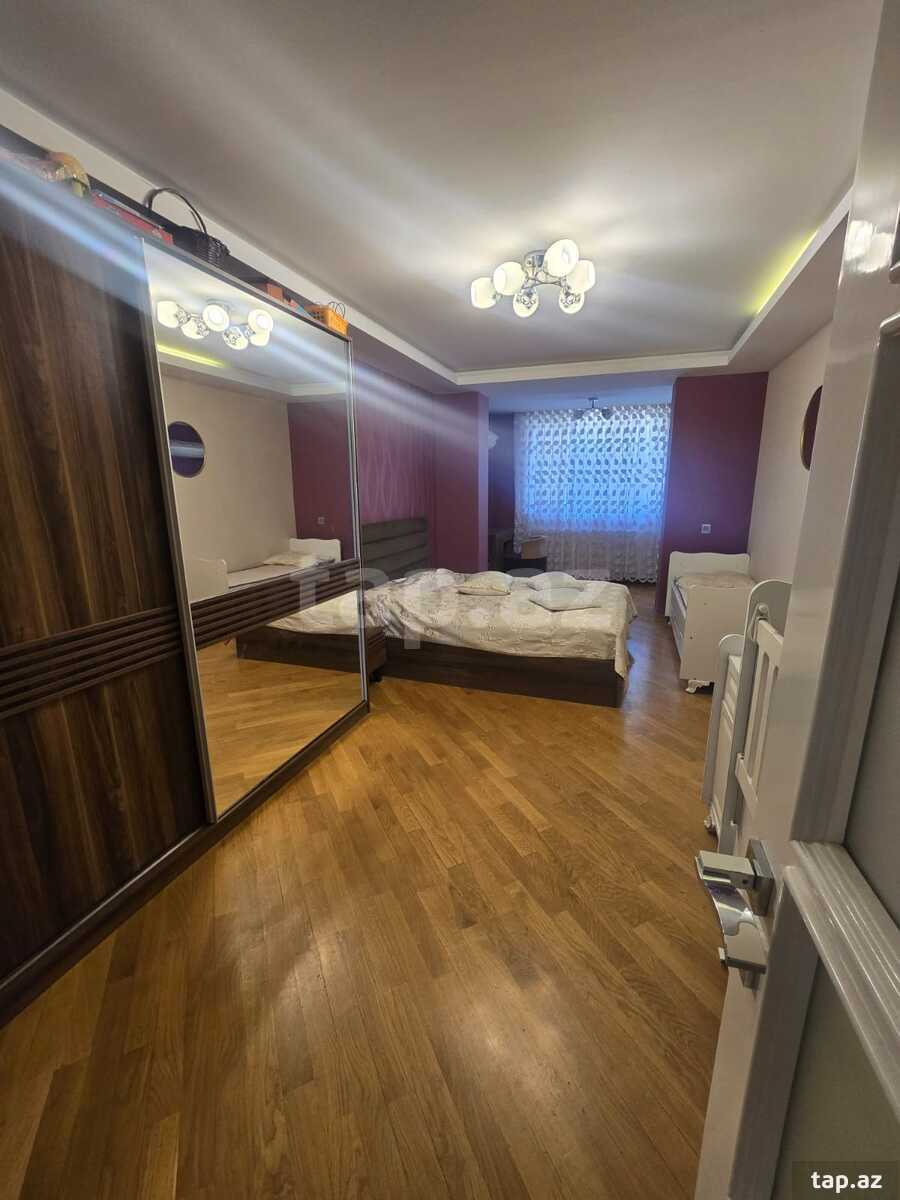 3-otaqlı mənzil, Elmlər Akademiyası m., 65 m²