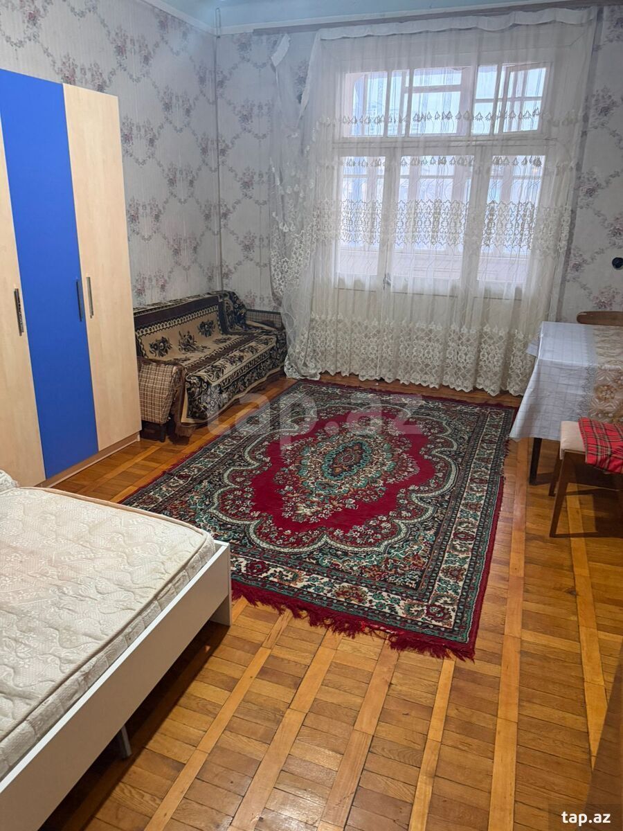 2-otaqlı mənzil kirayə verilir, 28 May m., 80 m²