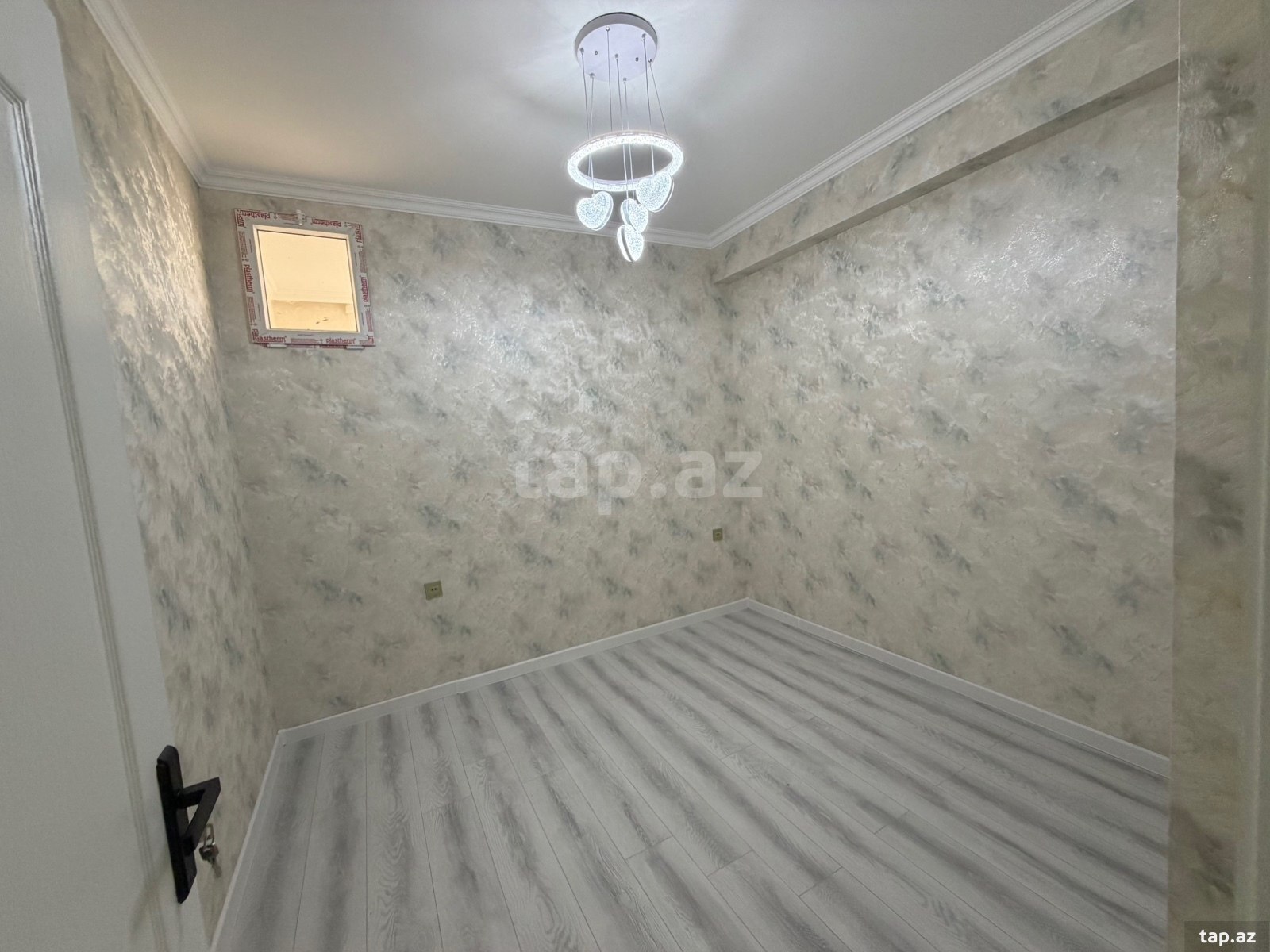 2-otaqlı yeni tikili, Qurtuluş küç. 93, 57 m²