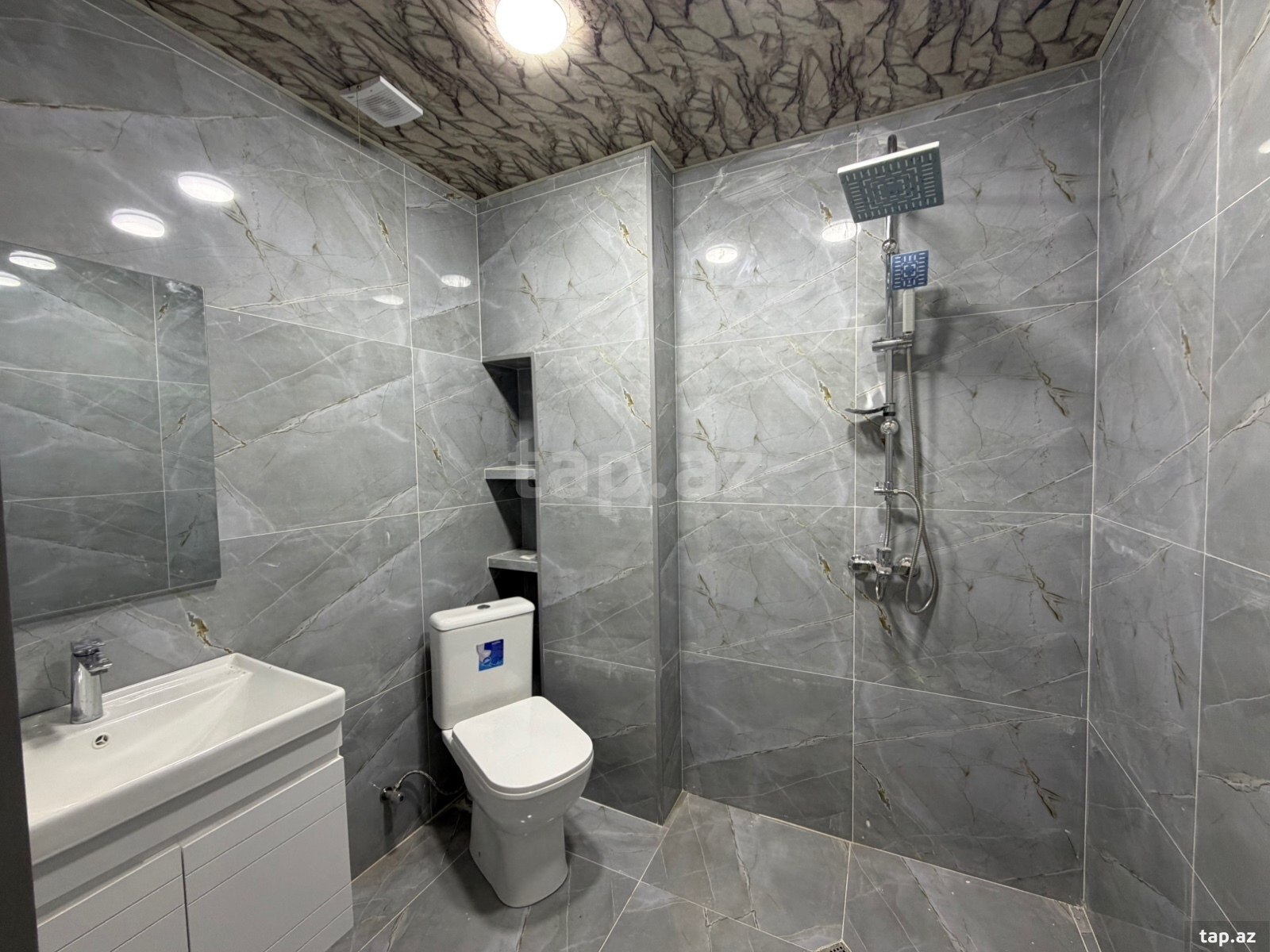 2-otaqlı yeni tikili, Qurtuluş küç. 93, 57 m²