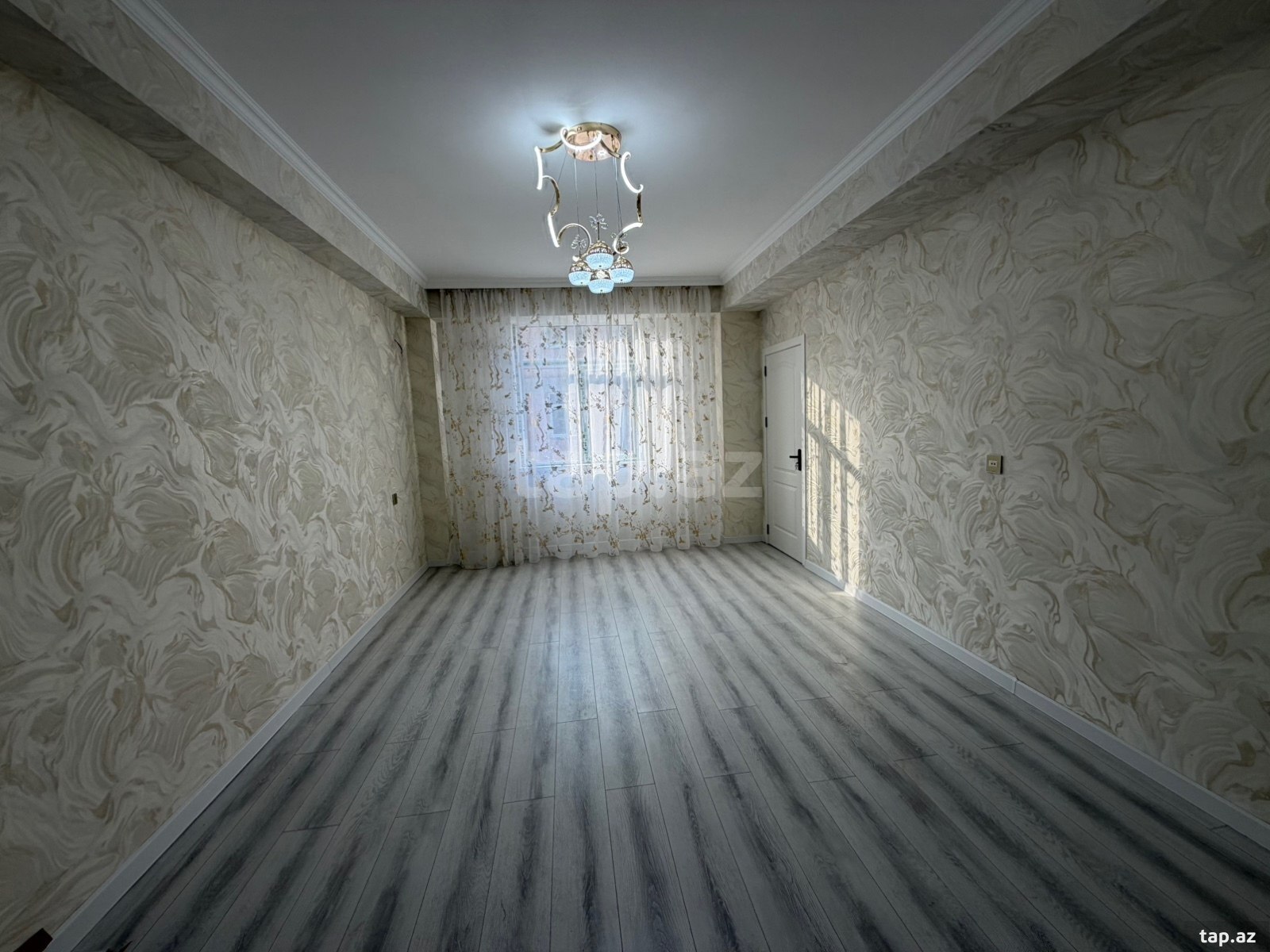 2-otaqlı yeni tikili, Qurtuluş küç. 93, 57 m²