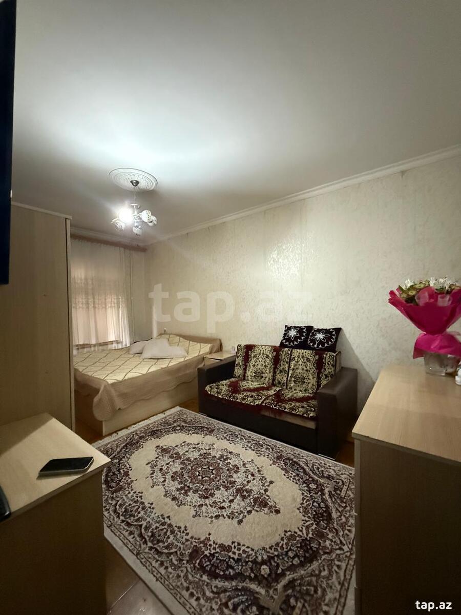 3-otaqlı mənzil, N. Tusi küç., 80 m²