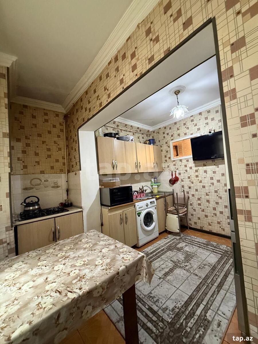 3-otaqlı mənzil, N. Tusi küç., 80 m²