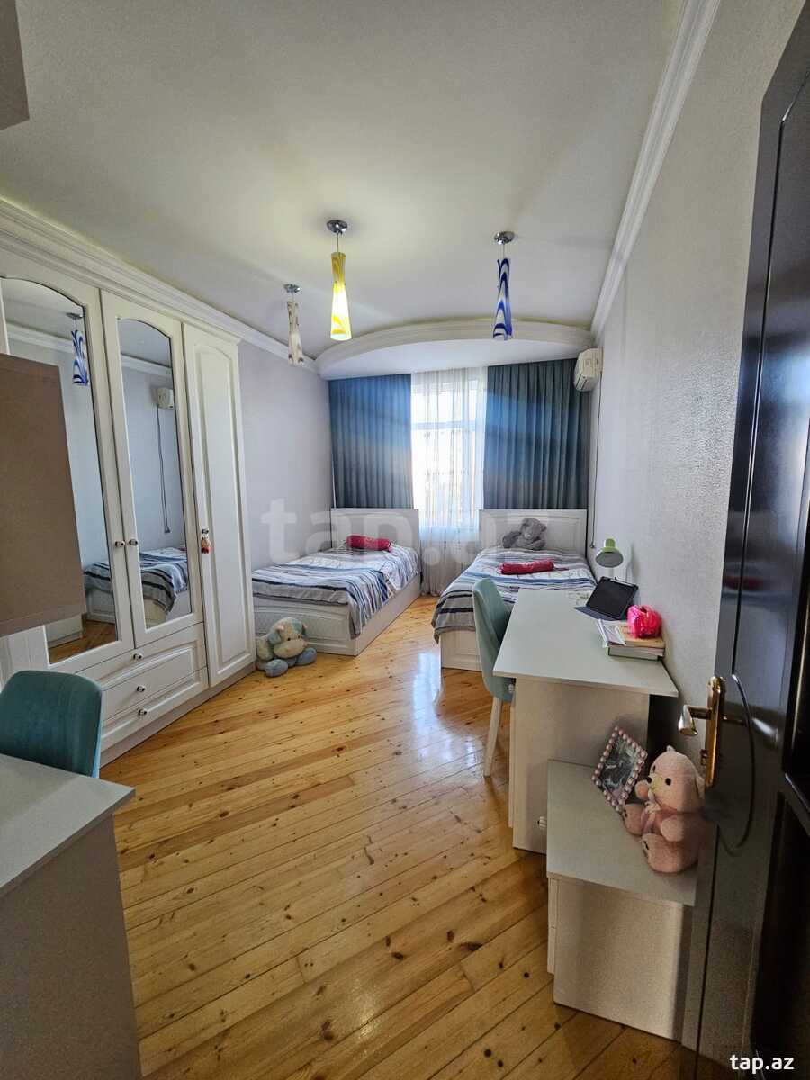 3-otaqlı yeni tikili, Şövkət Məmmədova küç., 125 m²