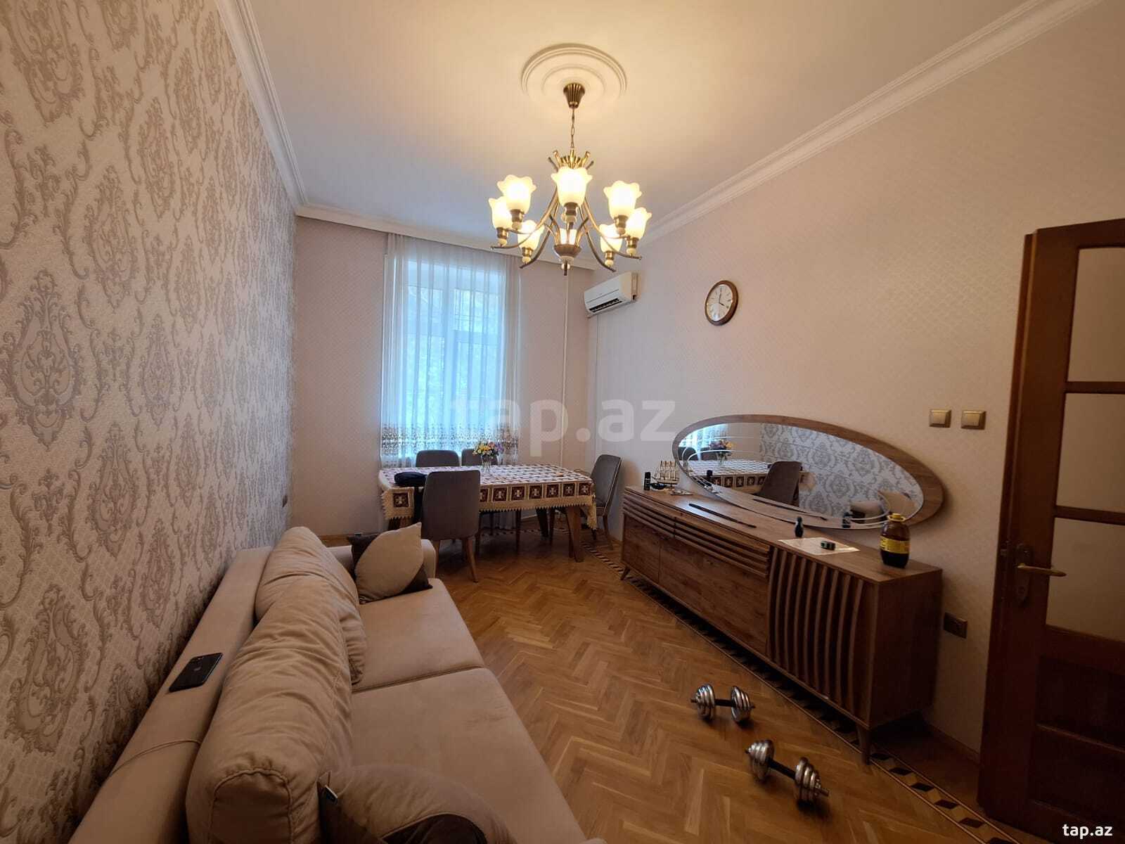 2-otaqlı mənzil kirayə verilir, H. Cavid pr. 43, 65 m²