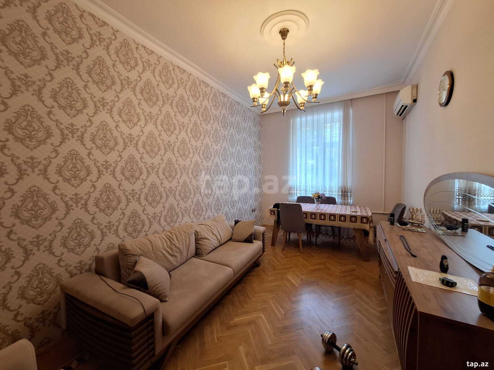 2-otaqlı mənzil kirayə verilir, H. Cavid pr. 43, 65 m²