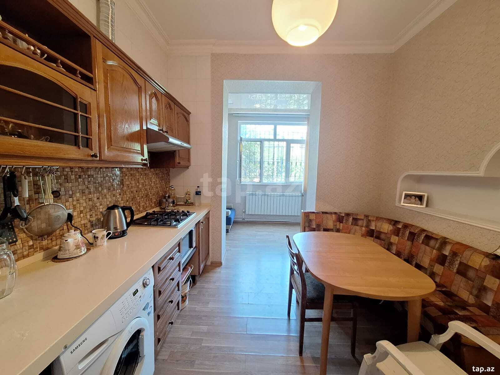 2-otaqlı mənzil kirayə verilir, H. Cavid pr. 43, 65 m²