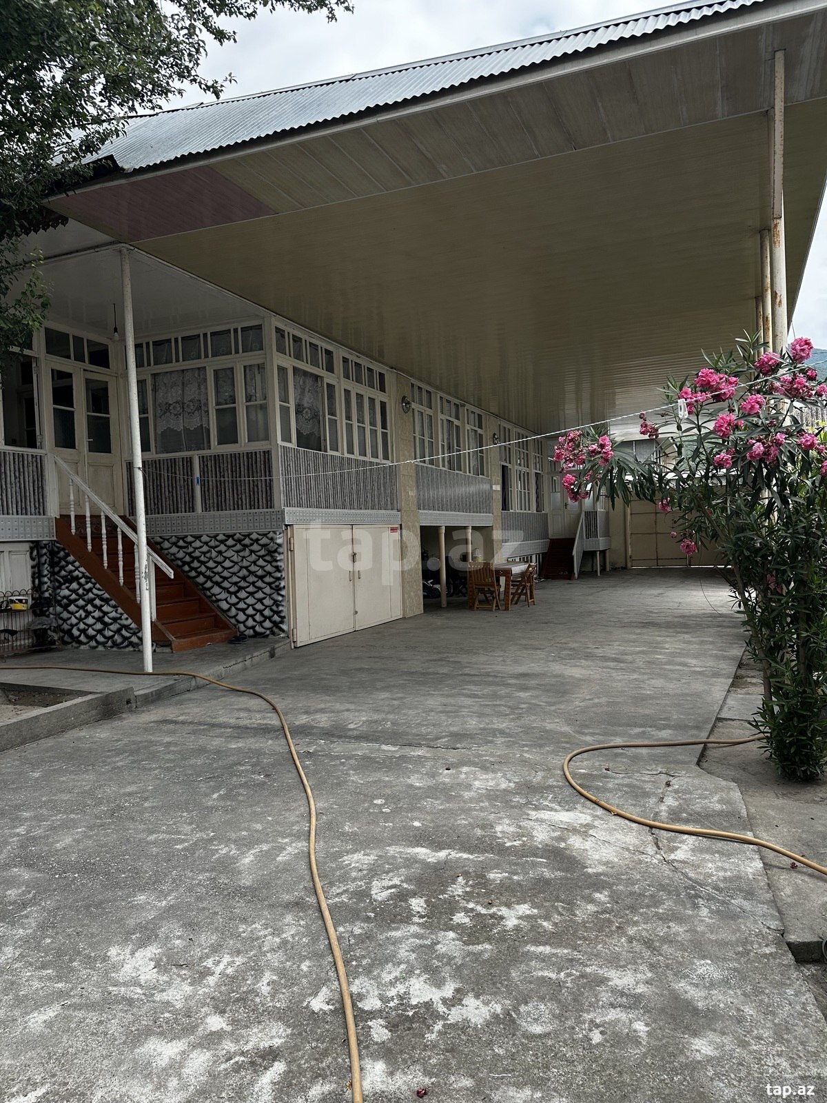 Həyət evi, Şəki ş.