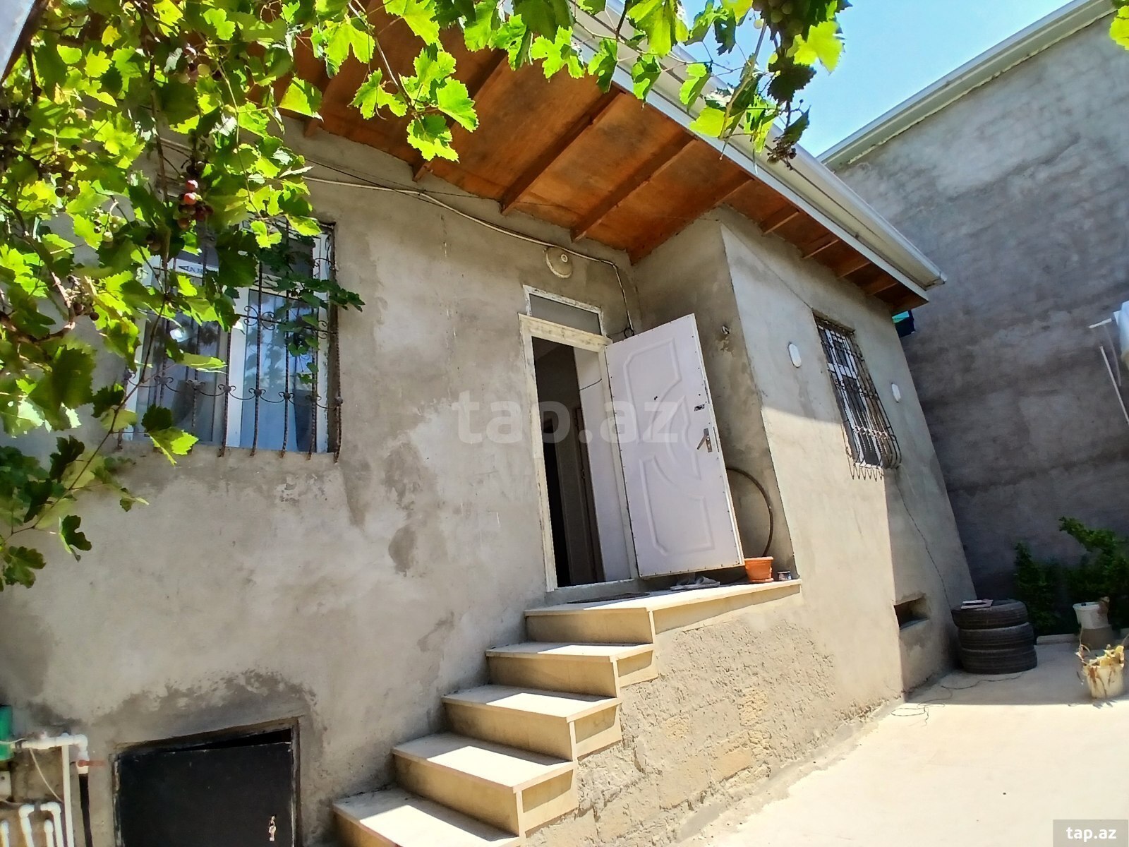 3 otaqlı həyət evi satılır, Bakı