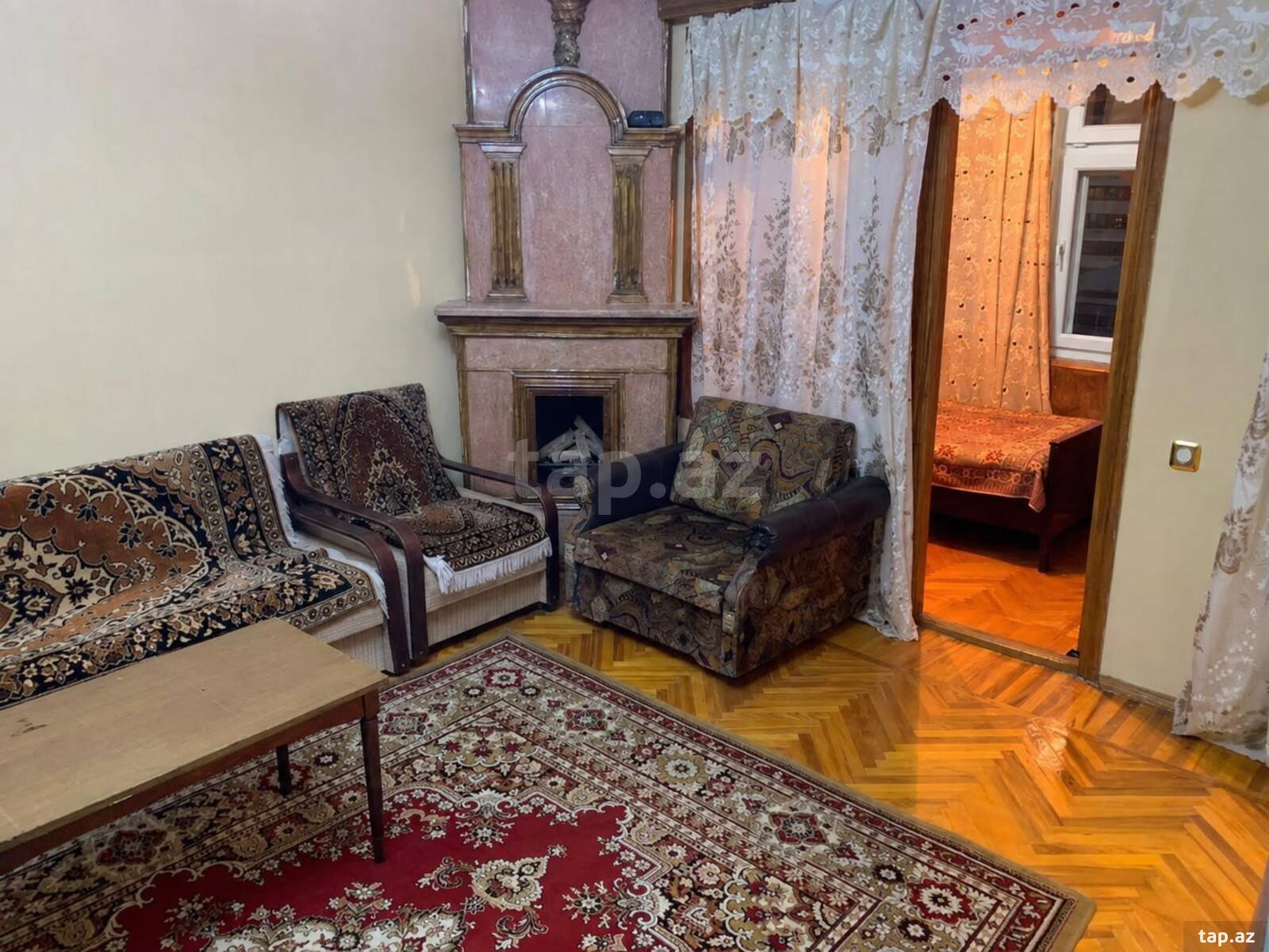 2-otaqlı mənzil kirayə verilir, E.Akademiyası m., 47 m²