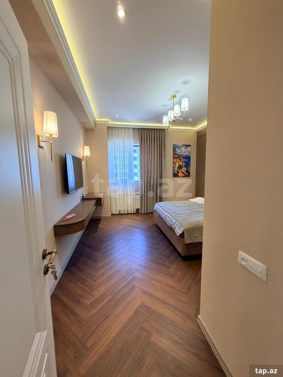 3-otaqlı yeni tikili kirayə verilir, Mərkəzi Bulvar küç., 160 m²