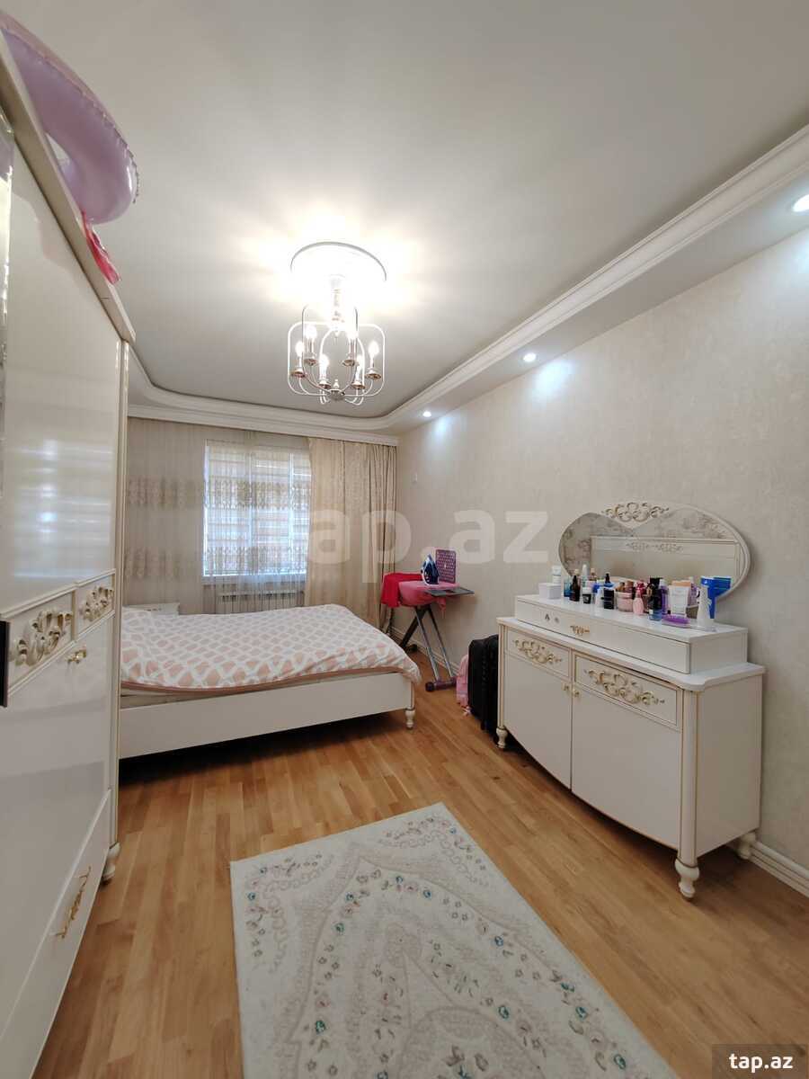 4-otaqlı mənzil, Məzahir Rüstəmov küç., 110 m²